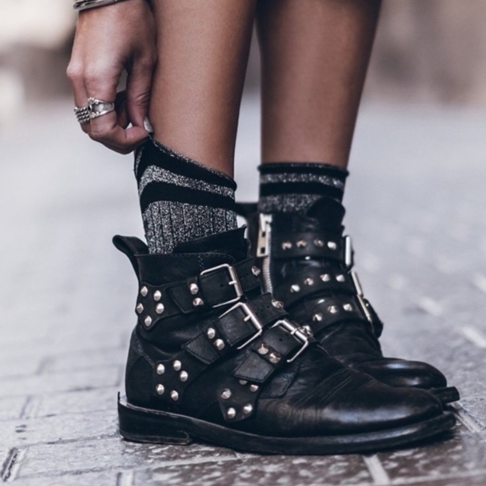 Zadig & Voltaire Women's Laureen Buckled
Ankle Boots Black Ankle Buckle Detail